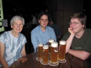 20090322-4buddel (Oma und Stefan sind schon wieder gut in der Heimat angekommen …)