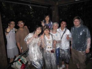 20090322-5pulaustudent (Oma und Stefan sind schon wieder gut in der Heimat angekommen …)